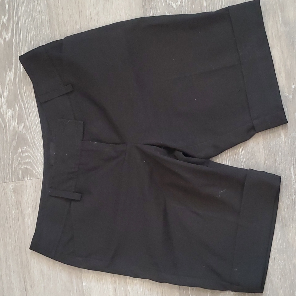 Black shorts size 5 midi length
